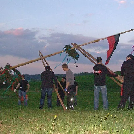 Ferienwohnung-waldstrasse-mit-garten-nur-50-meter-vom-wald-entfernt Lejlighed