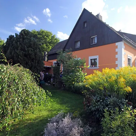 Lejlighed Ferienwohnung-waldstrasse-mit-garten-nur-50-meter-vom-wald-entfernt *