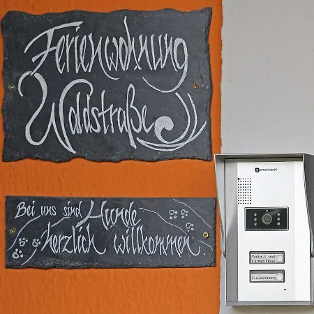 Ferienwohnung-waldstrasse-mit-garten-nur-50-meter-vom-wald-entfernt * Waldsassen