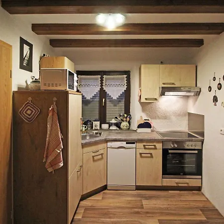 Apartament Ferienwohnung-waldstrasse-mit-garten-nur-50-meter-vom-wald-entfernt
