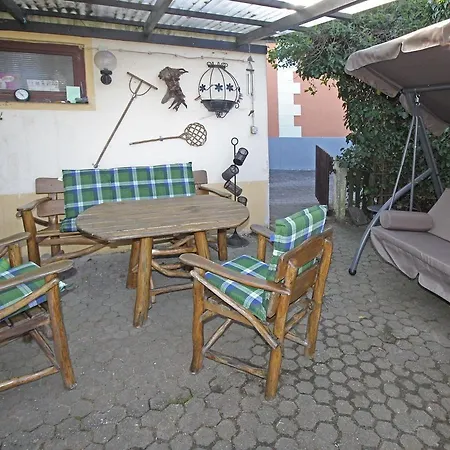 Ferienwohnung-waldstrasse-mit-garten-nur-50-meter-vom-wald-entfernt Appartement *